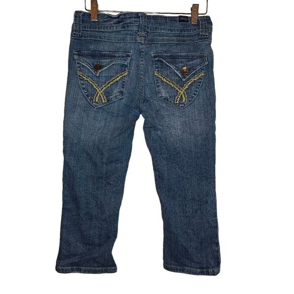 Vanity Vintage Denim Capris - Picture 1 of 7
